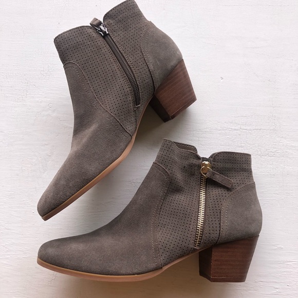 Carley Leather Ankel Bootie Heel 